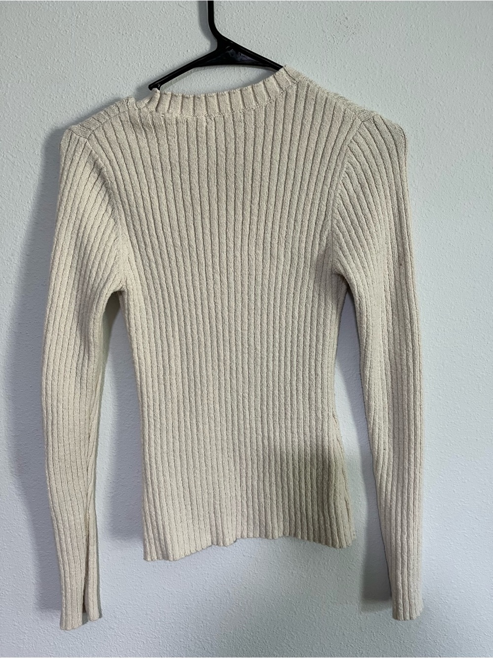 H&M Women’s Cream Ribbed Long-Sleeve Sweater - Picture 4 of 4